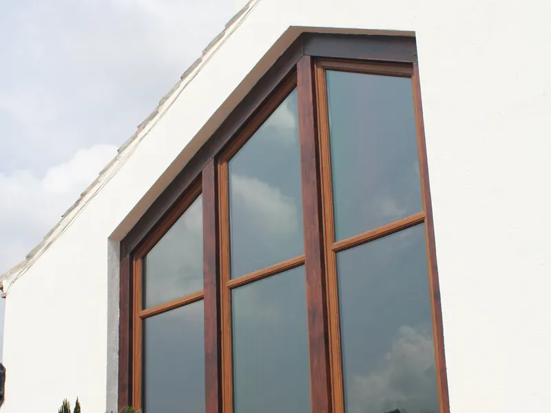 Bow Windows — Gallery Ladbroke Grove